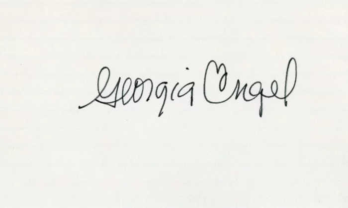 Georgia Engel autograph