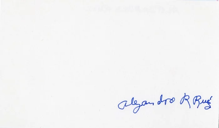 Alejandro Ruiz autograph