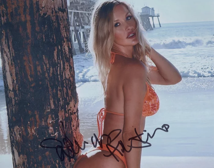 Kristina Marie Morrison autograph