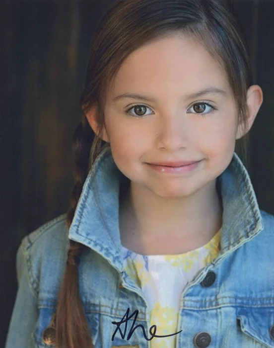 Shea Taylor autograph