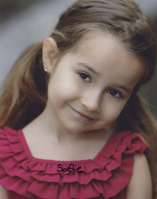 Sofie Taylor autograph