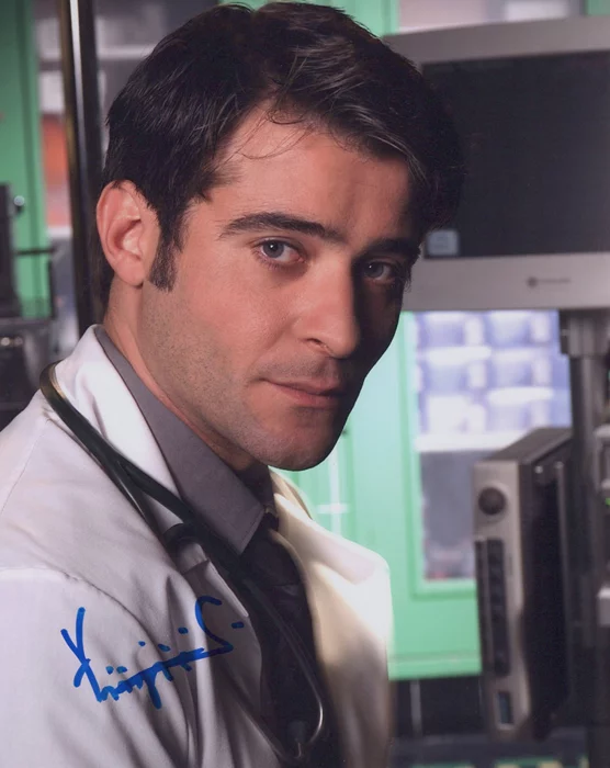 Goran Visnjic autograph