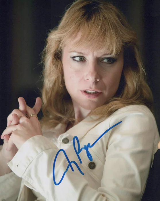 Amy Ryan autograph
