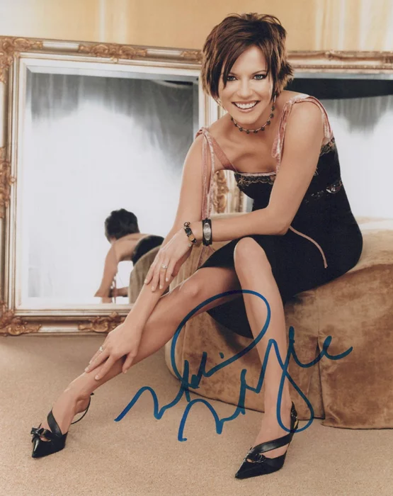 Martina McBride autograph