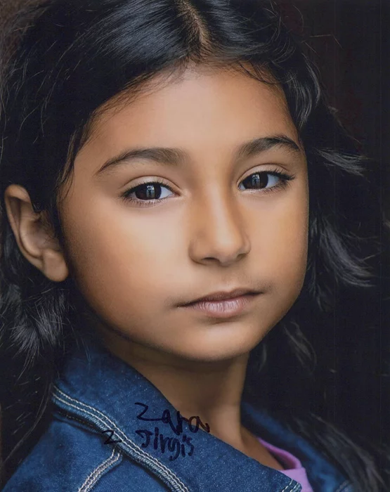 Zara Nicole Jirgis autograph