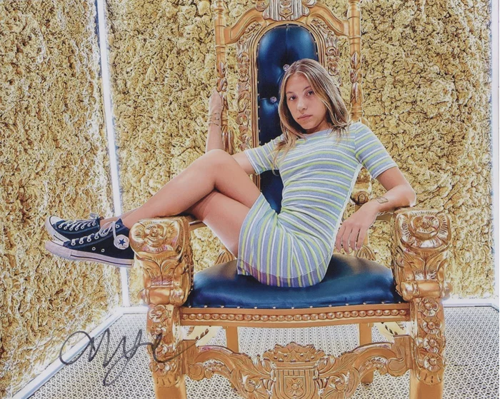 Anya Kay autograph