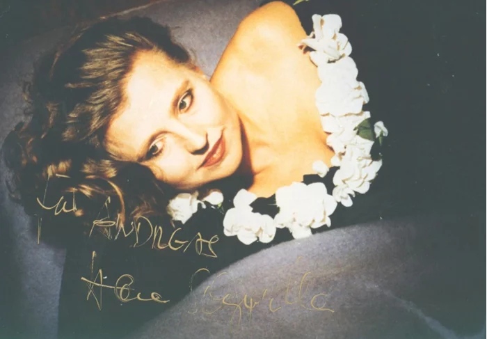Hanna Schygulla autograph