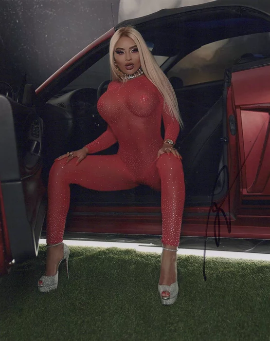 Lola Starr autograph