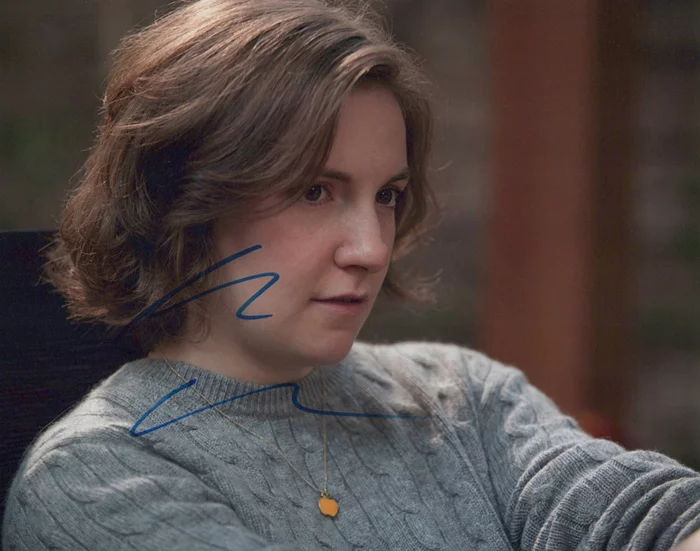 Lena Dunham autograph