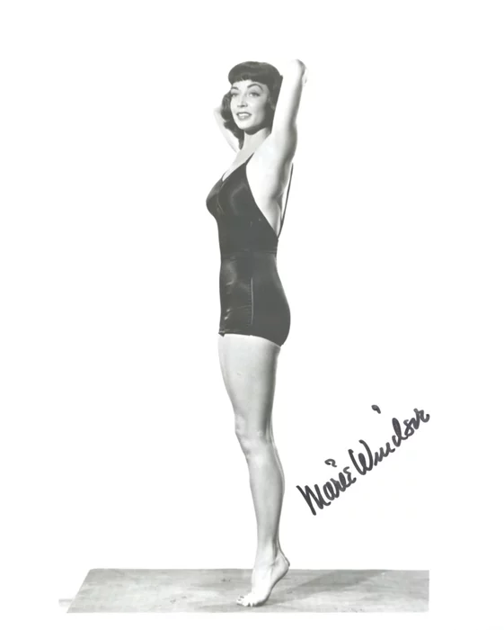 Marie Windsor autograph