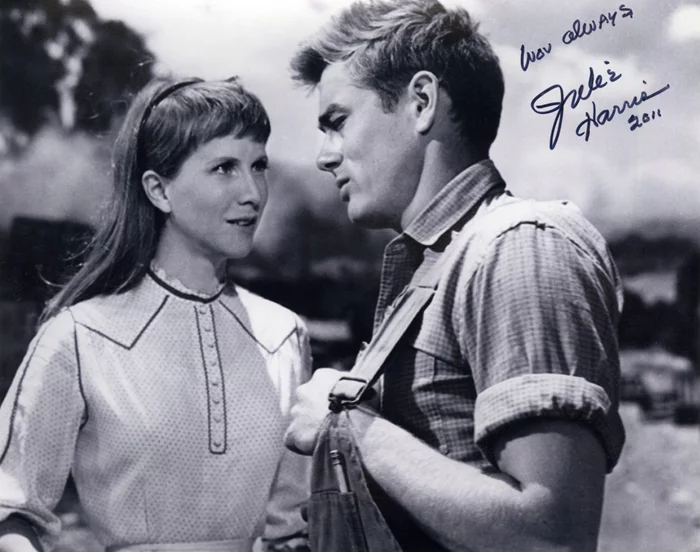 Julie Harris autograph