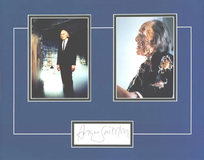 Angus Scrimm autograph