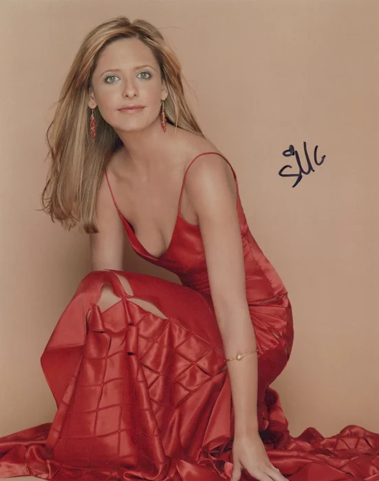 Sarah Michelle Gellar autograph