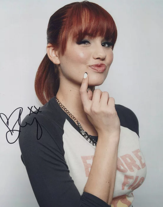 Debby Ryan autograph