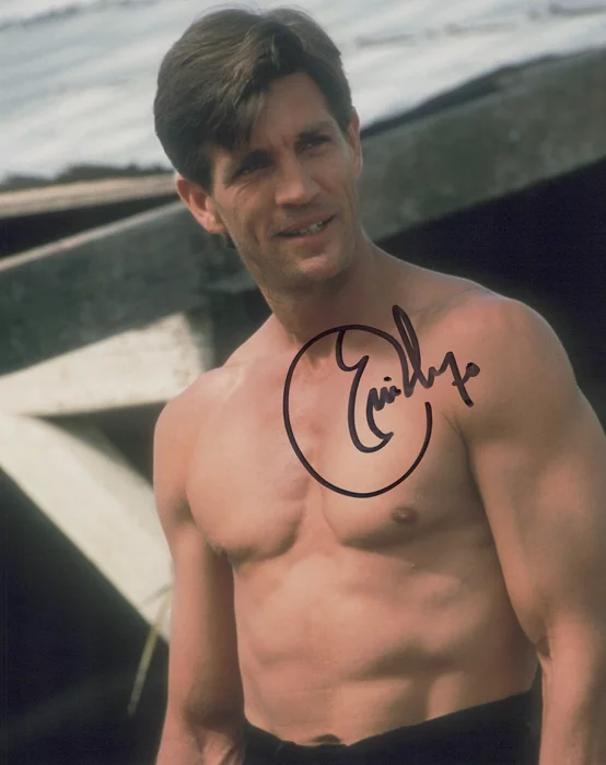 Eric Roberts autograph