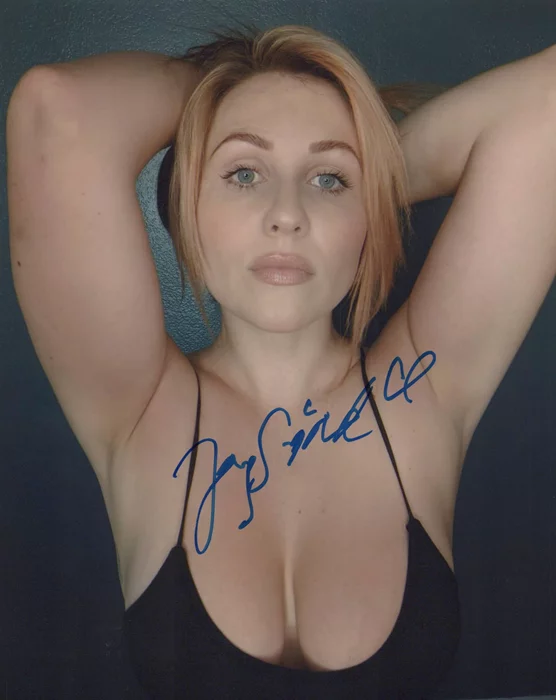 Taylor Murphy Sinclair autograph