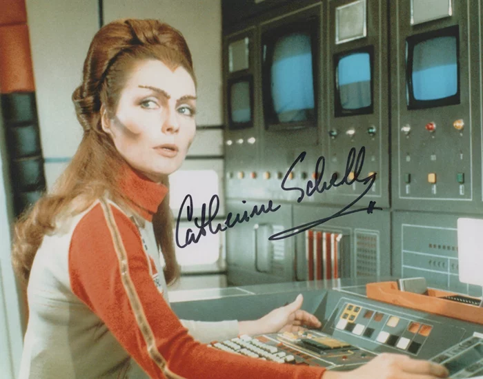 Catherine Schell autograph