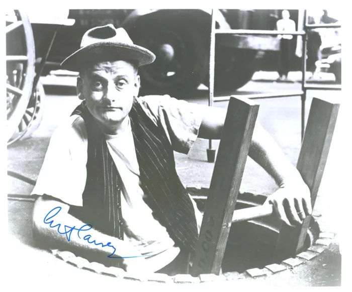 Art Carney autograph