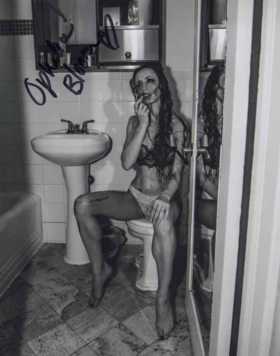 Ophelia Bloom autograph