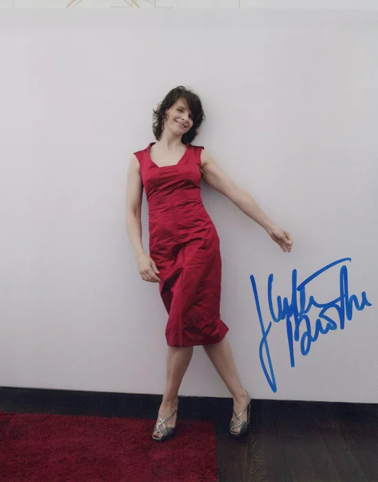 Juliette Binoche autograph