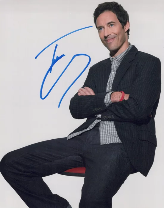 Tom Cavanagh autograph