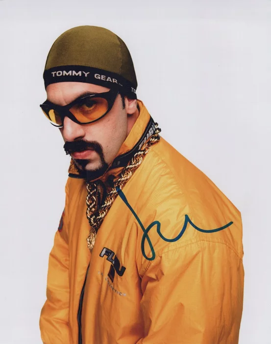 Sacha Baron Cohen autograph