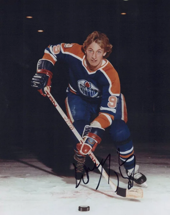 Wayne Gretzky autograph
