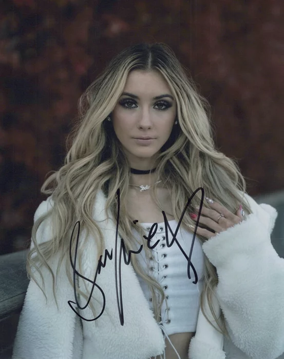 Sofie SanFilippo autograph