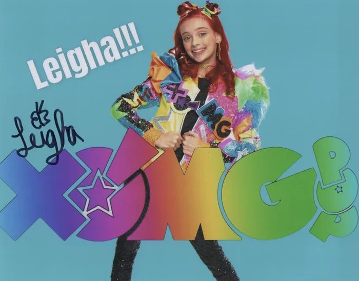 Leigha Sanderson autograph