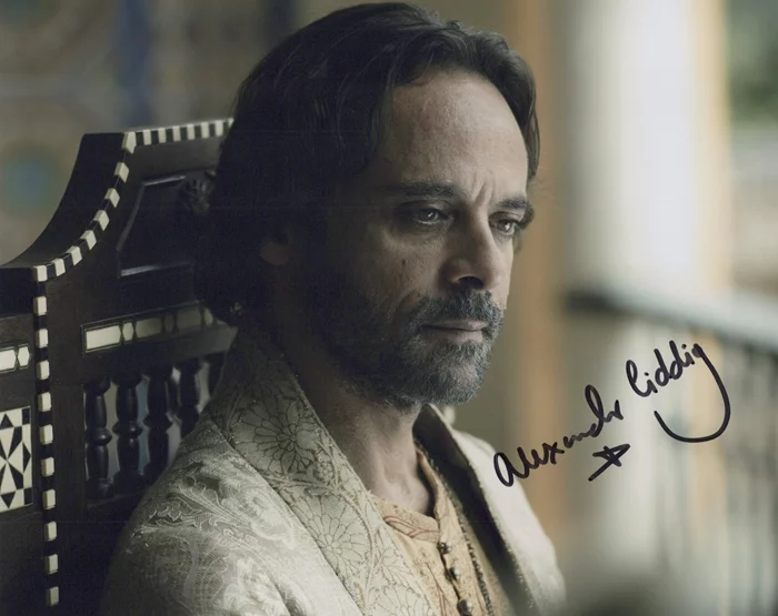 Alexander Siddig autograph
