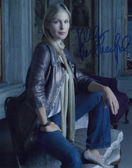 Kelly Rutherford autograph