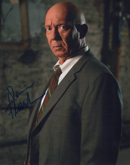 Dann Florek autograph