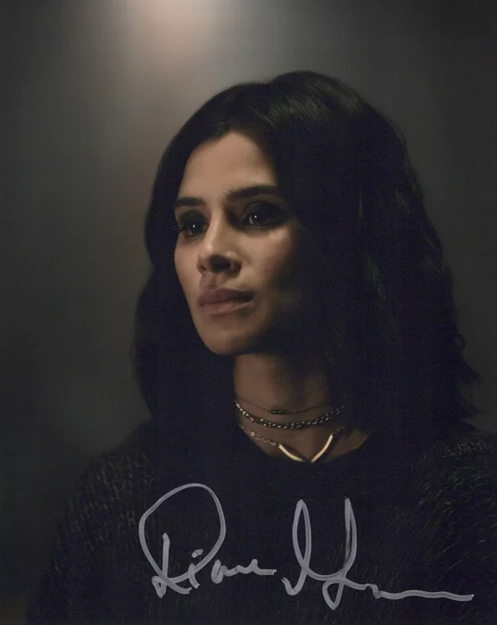 Diane Guerrero autograph