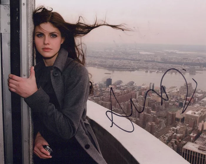 Alexandra Daddario autograph