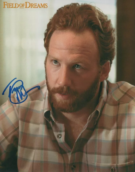 Timothy Busfield autograph