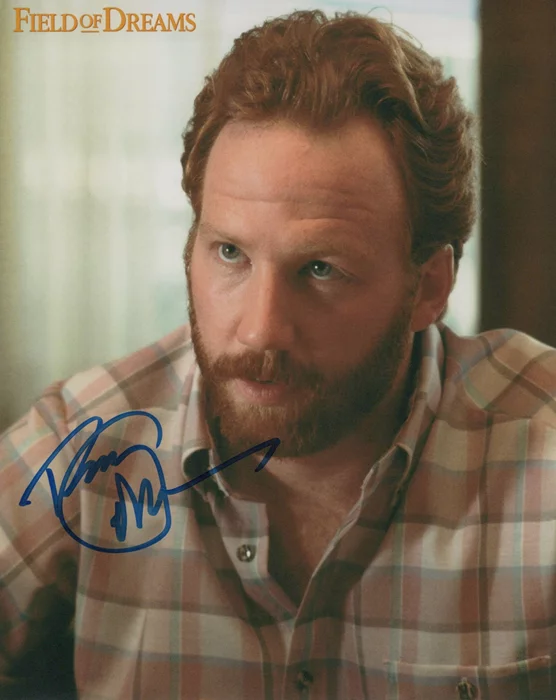 Timothy Busfield autograph
