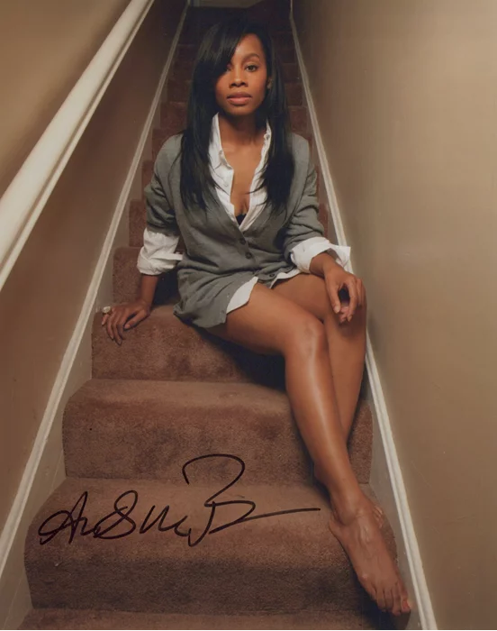 Anika Noni Rose autograph