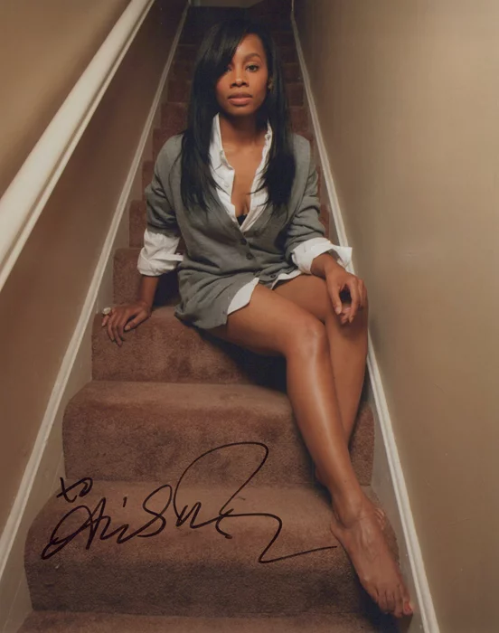 Anika Noni Rose autograph