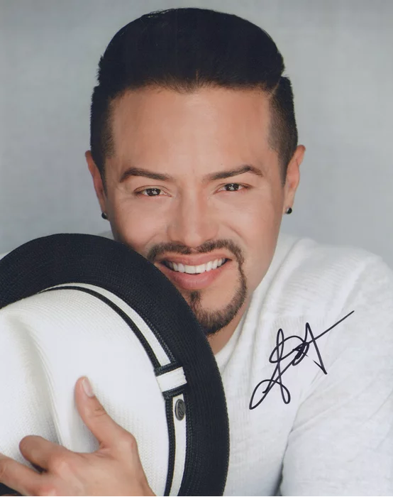 Andy Vargas autograph