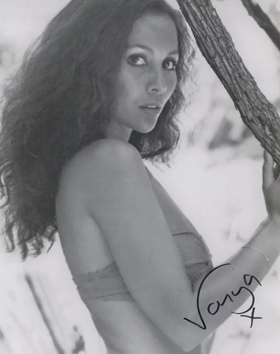 Vanya Seager autograph