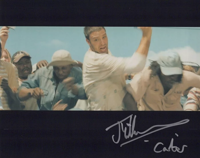 Joseph Millson autograph