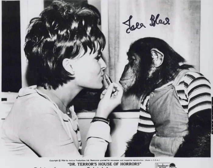 Isla Blair autograph