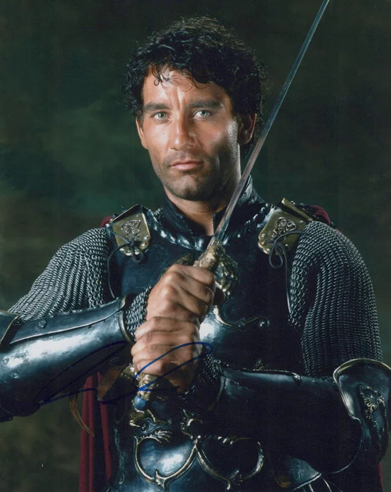 Clive Owen autograph