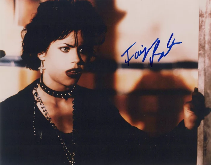 Fairuza Balk autograph