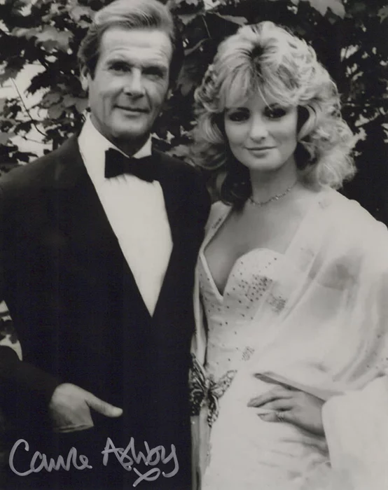 Carole Ashby autograph