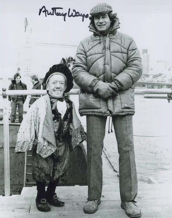 Anthony Waye autograph