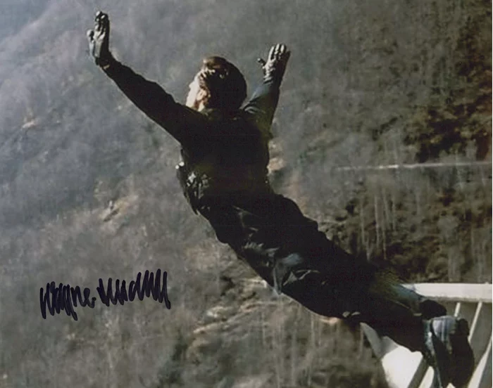 Wayne D. Michaels autograph