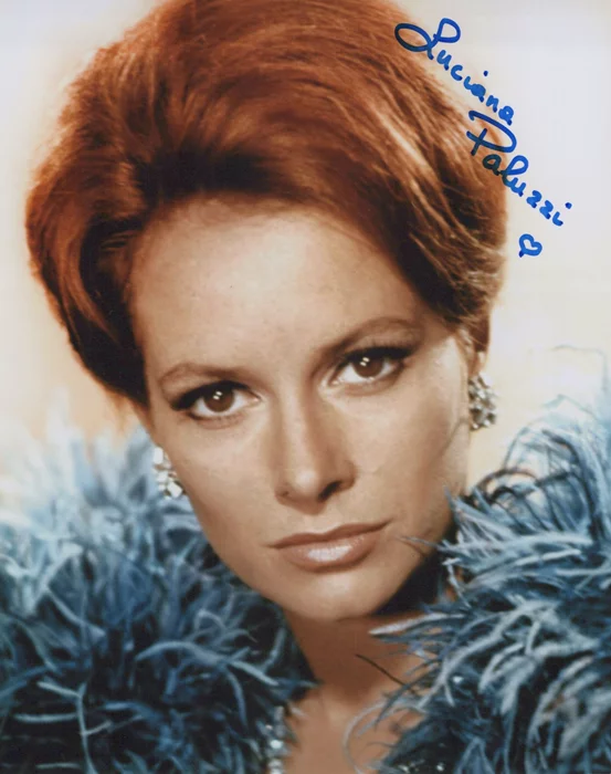 Luciana Paluzzi autograph