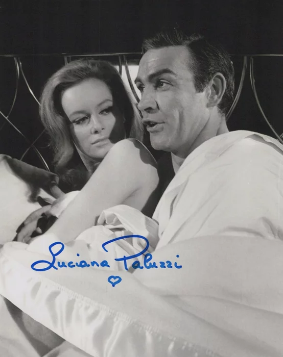 Luciana Paluzzi autograph