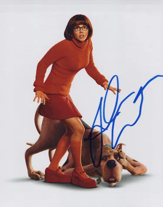 Linda Cardellini autograph